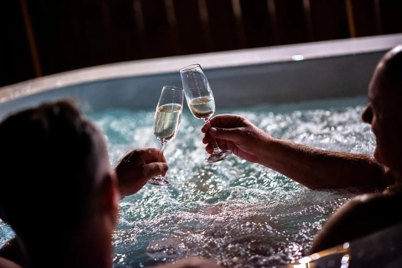 Szklarska View Luxury Apartment Jacuzzi Schreiberhau
